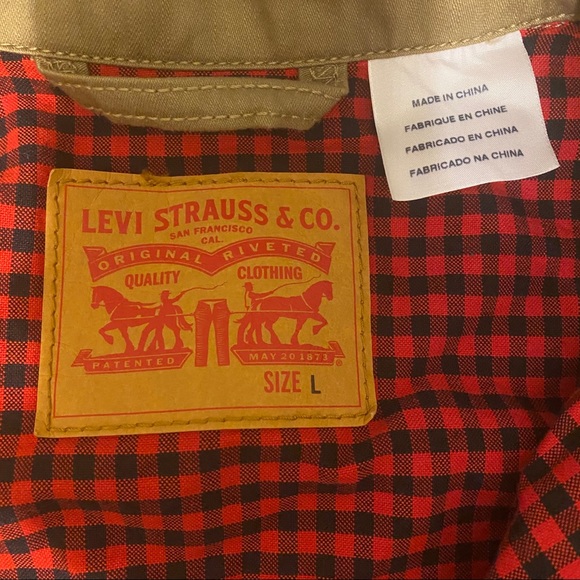 Levi’s jacket - Picture 2 of 2